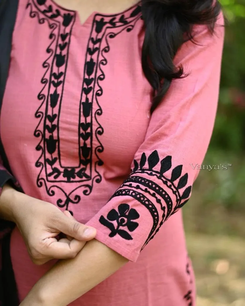 Beautiful Party Wear Pakistani Suit
