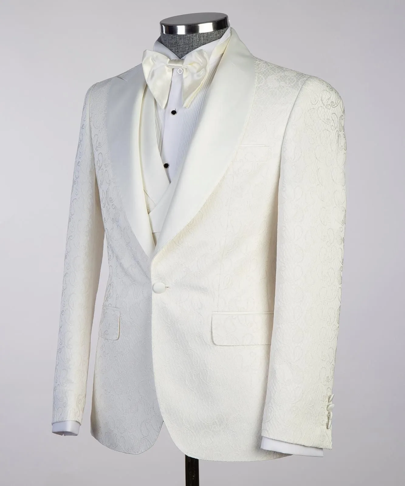 Cream cambridge tuxedo suit