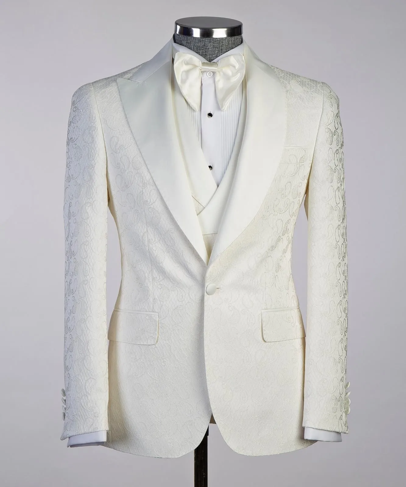 Cream cambridge tuxedo suit
