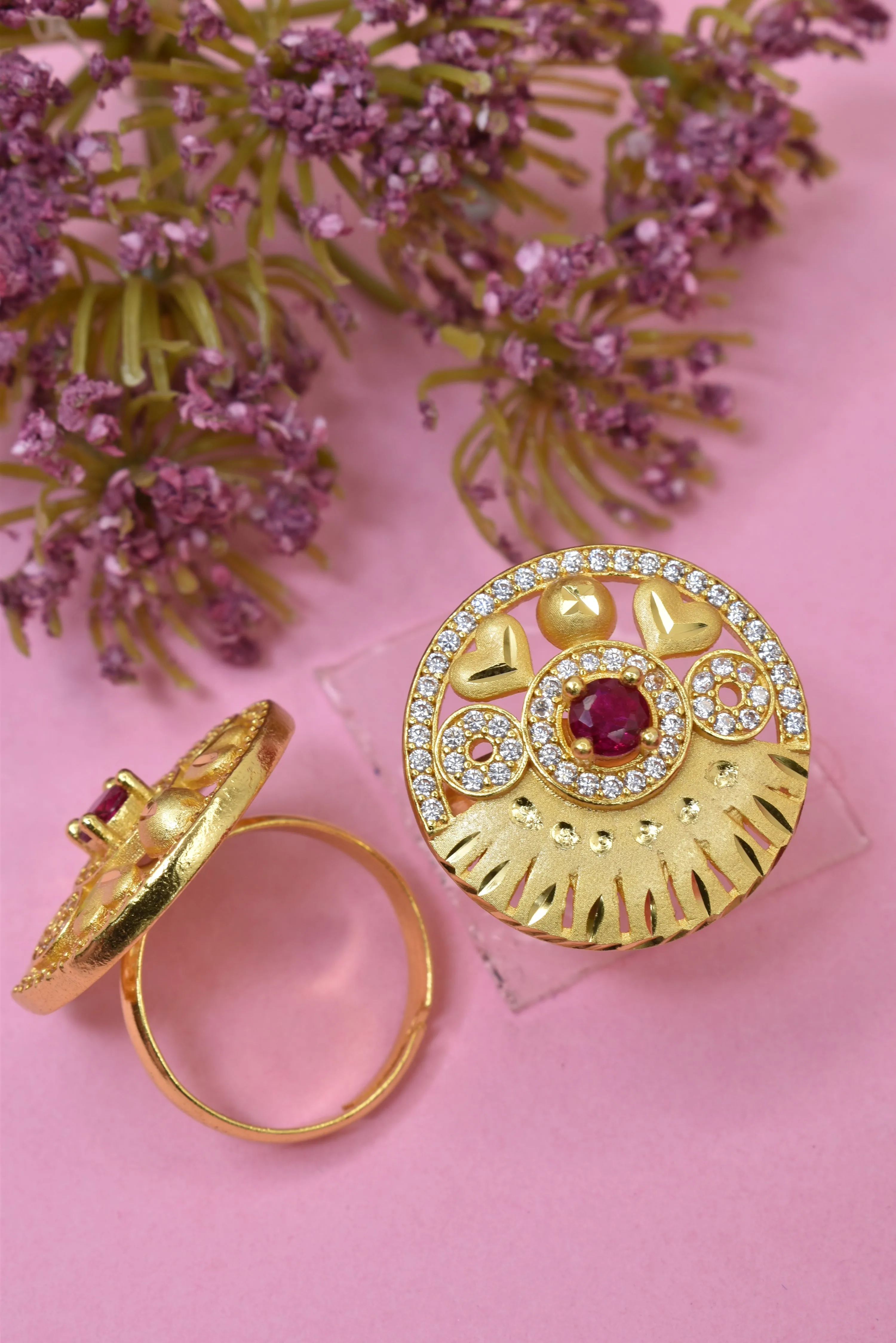 Elegant Gold-Plated Adjustable Ring – A Classic Designer Masterpiece