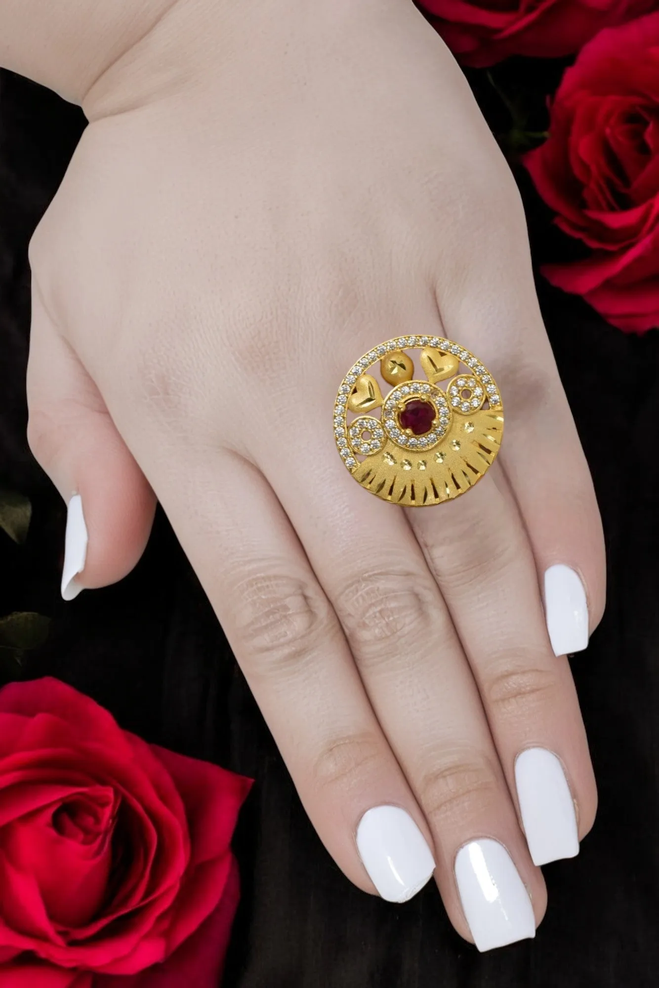 Elegant Gold-Plated Adjustable Ring – A Classic Designer Masterpiece