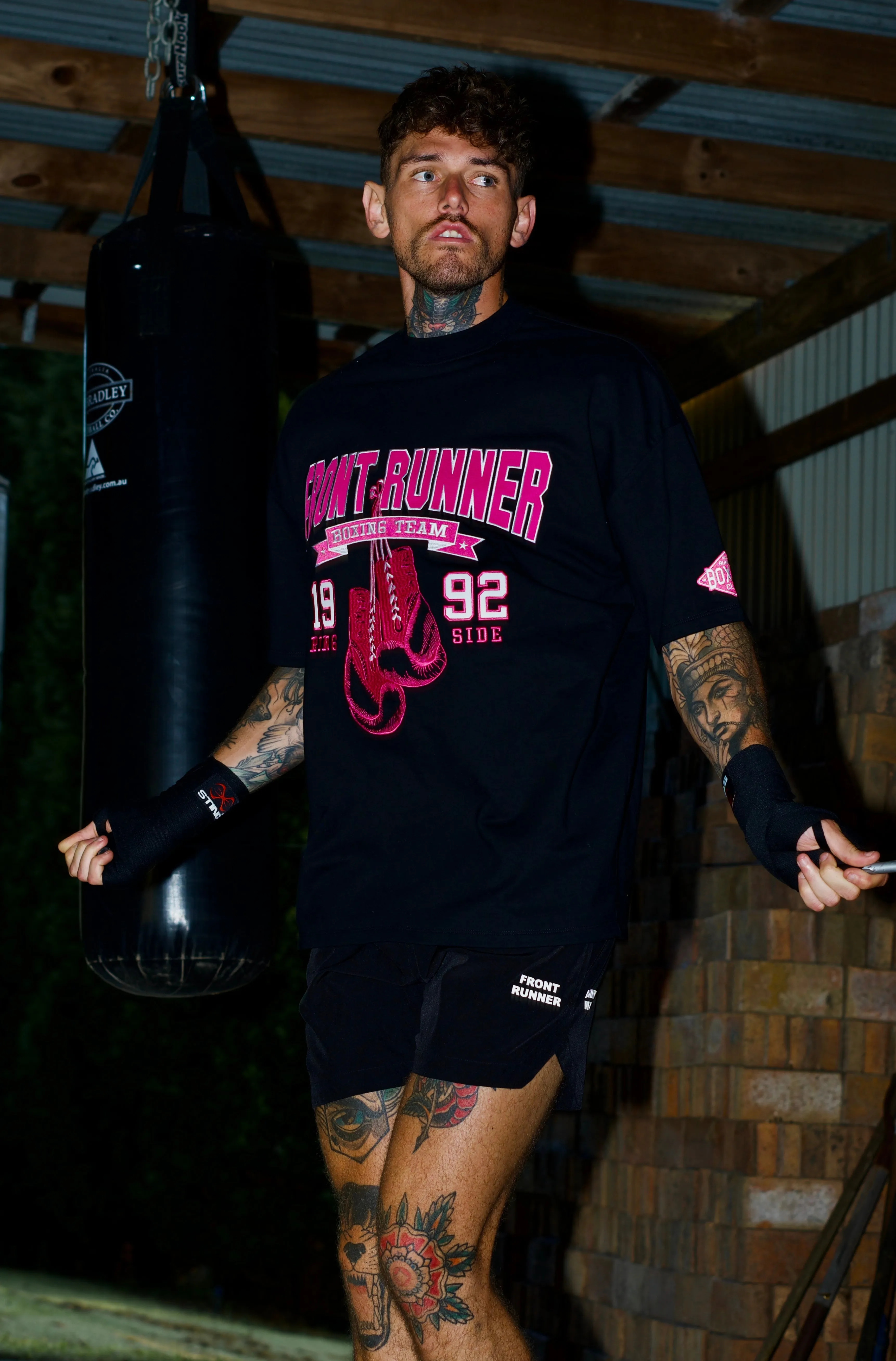 Final Round Tee - Fuschia Night