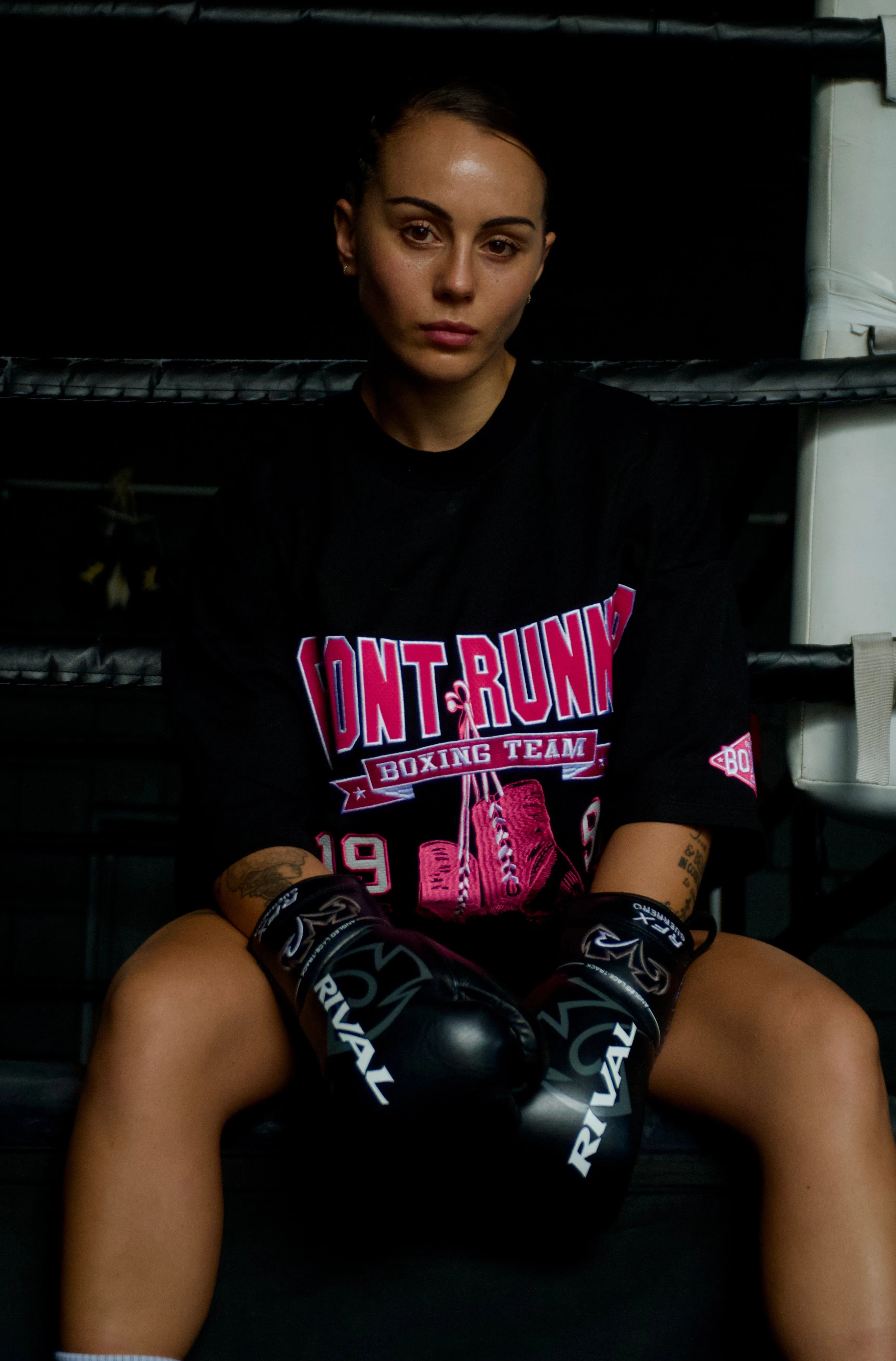 Final Round Tee - Fuschia Night