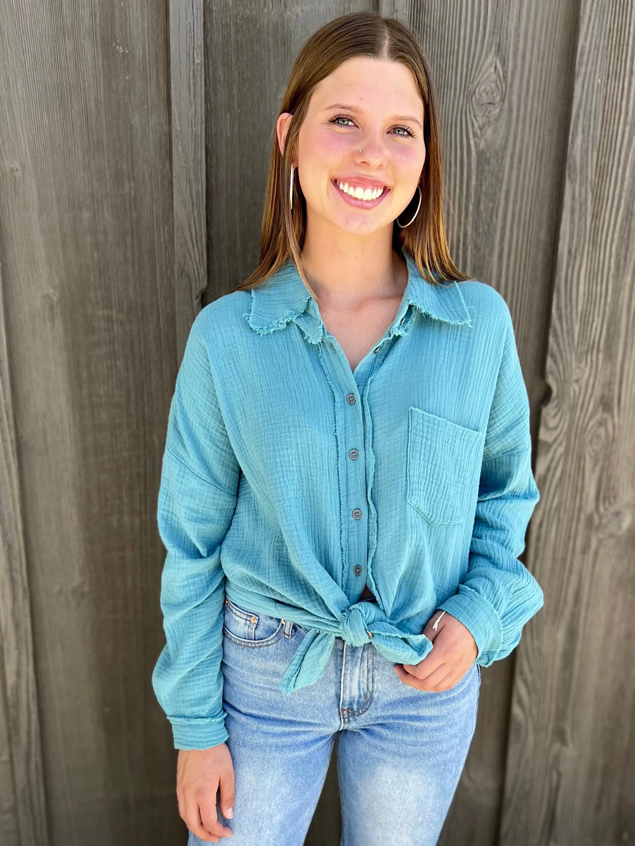 In Her Teal Gaze Top
