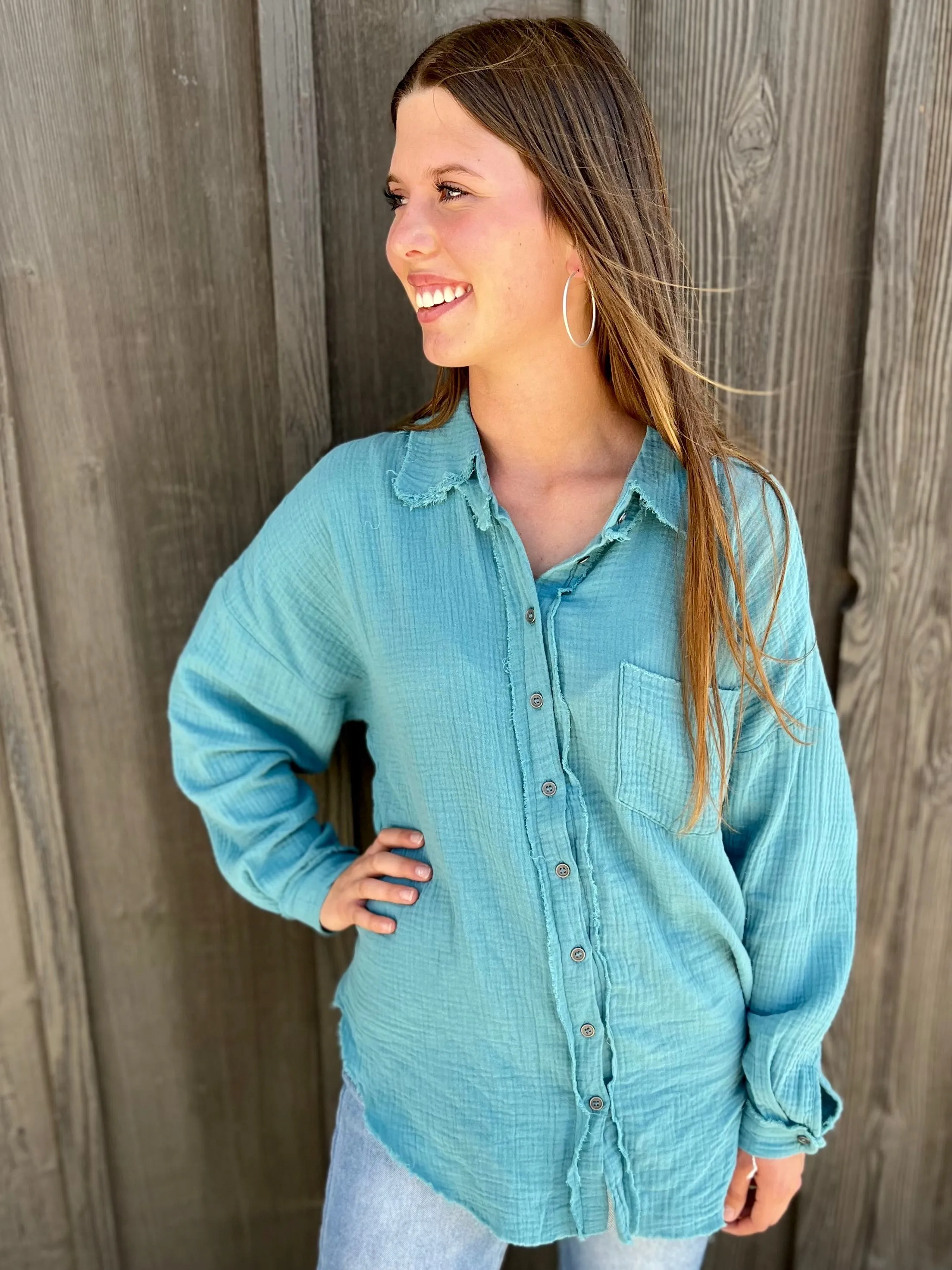 In Her Teal Gaze Top