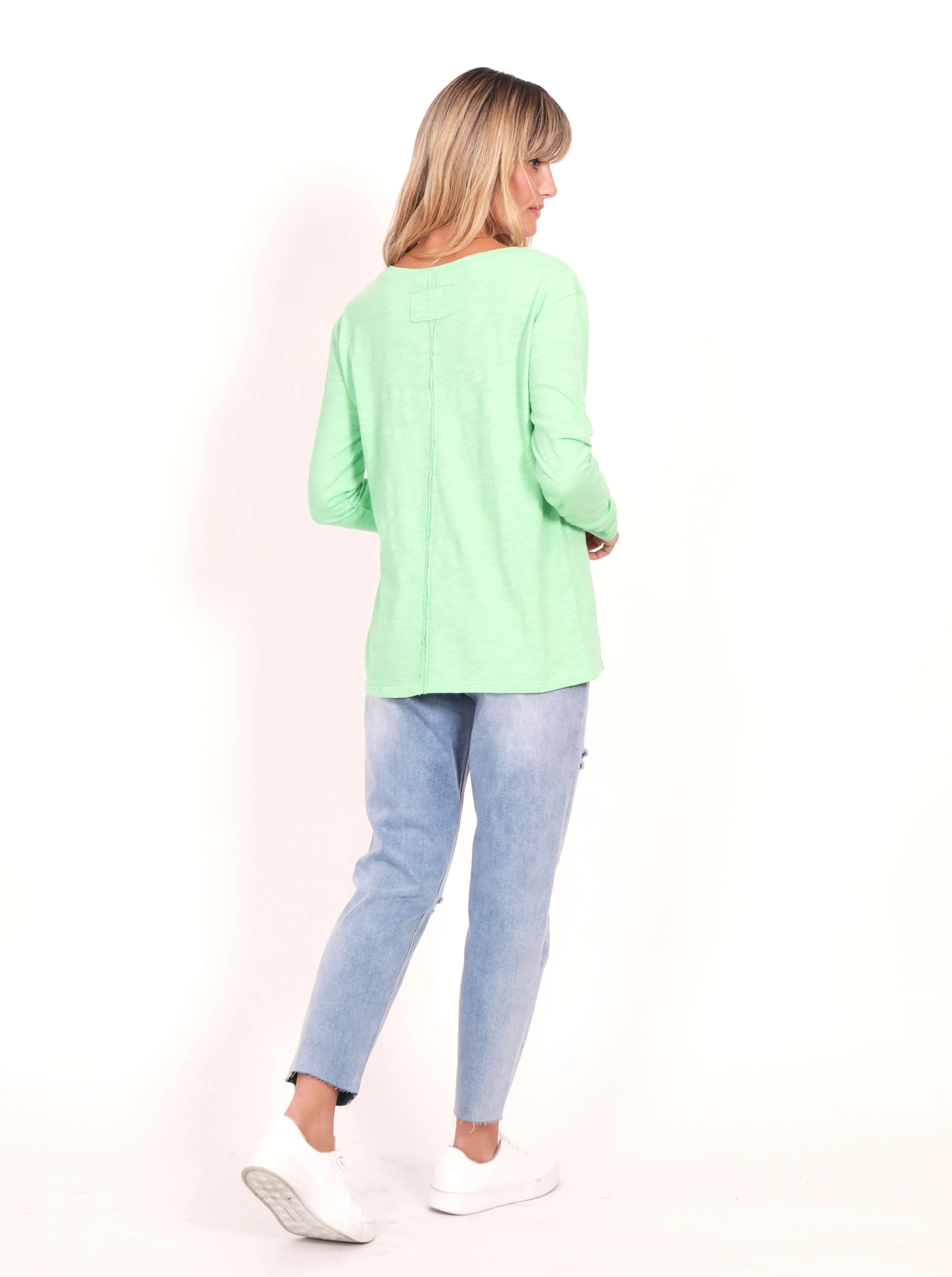 Kai Tee - Green