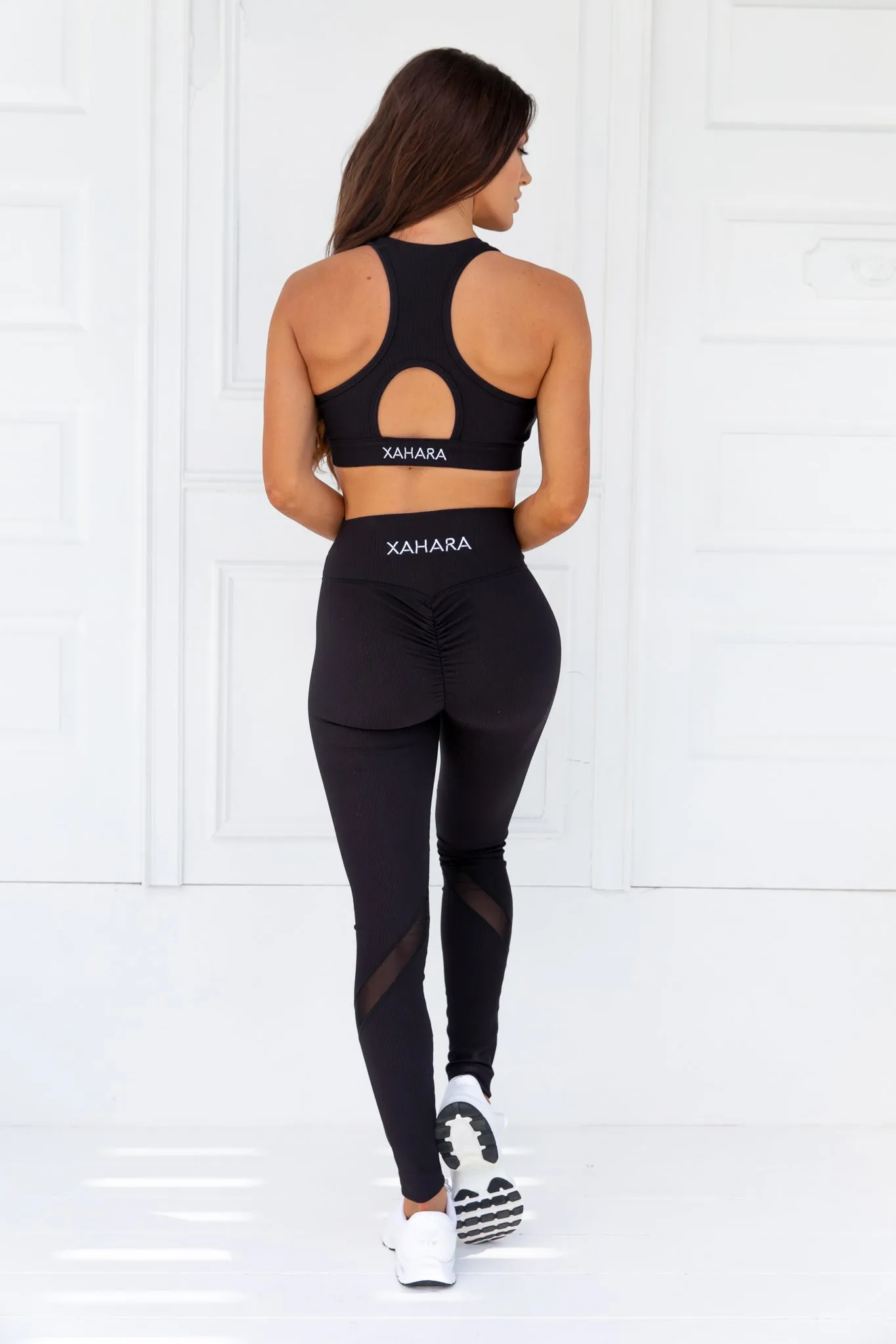 Knockout Black Ribbed Sports Bra