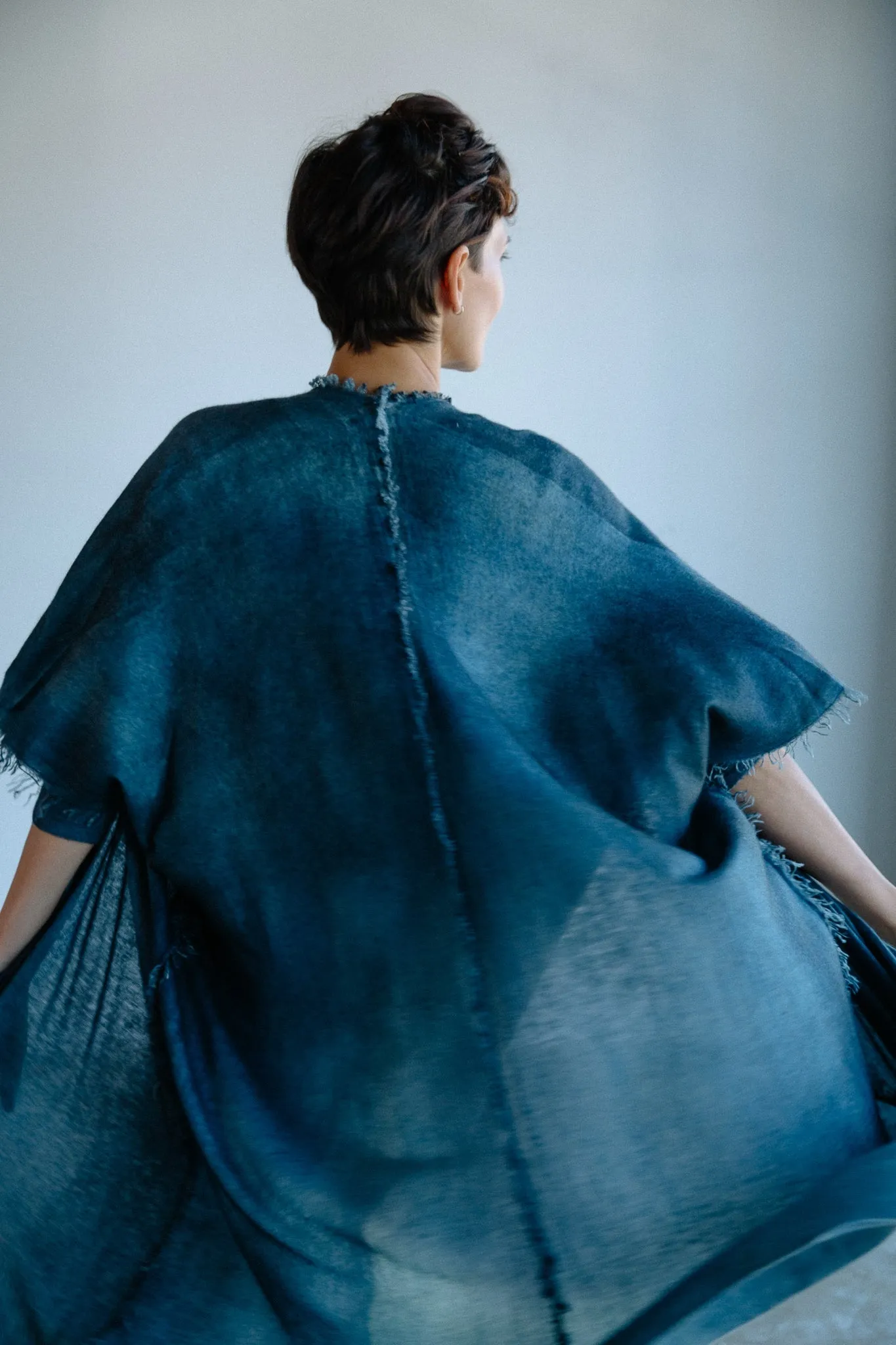 PATNA CARDIGAN IN HAND-DYED CASHMERE MIDNIGHT BLUE