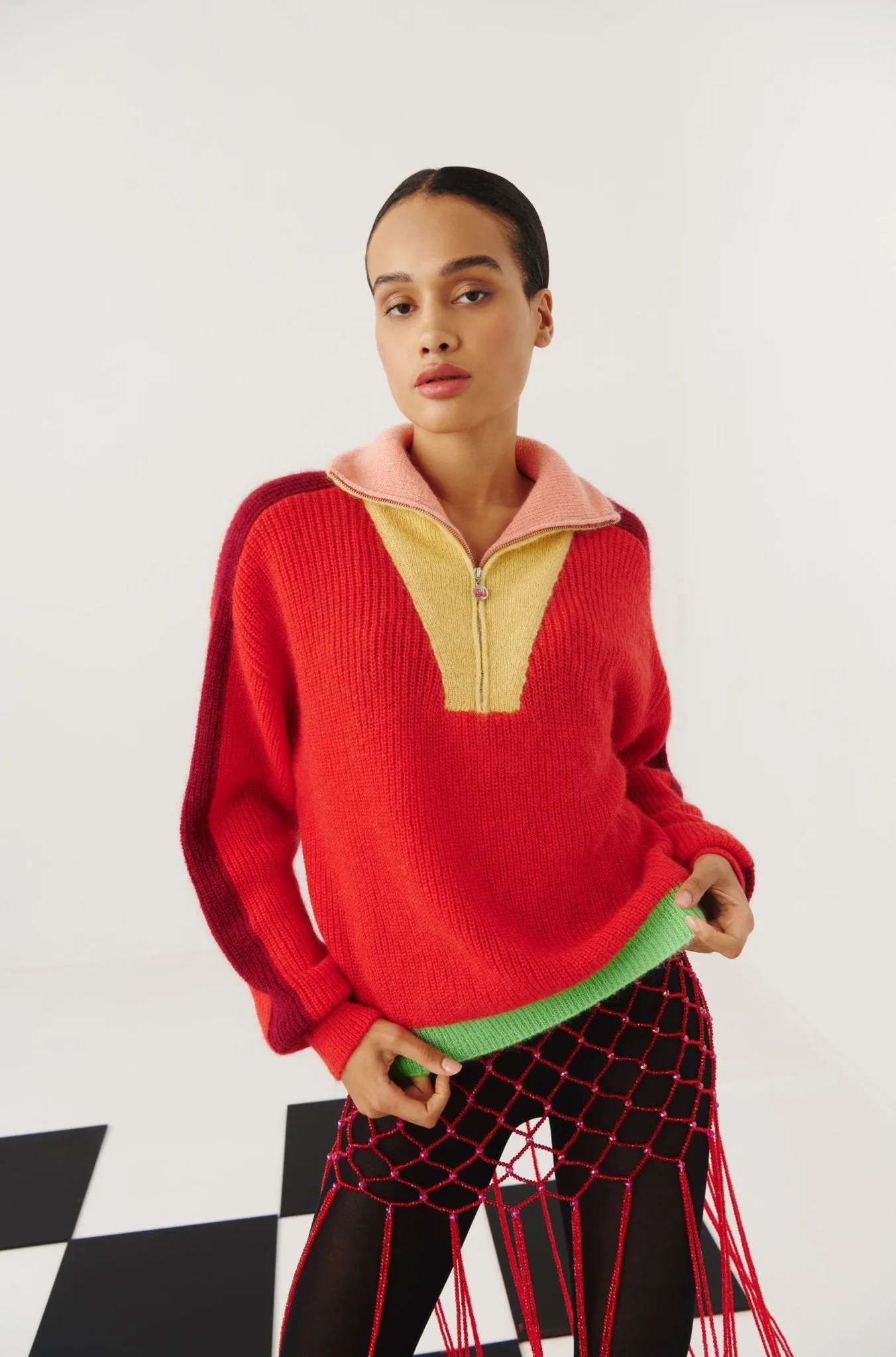 Peony sweater red