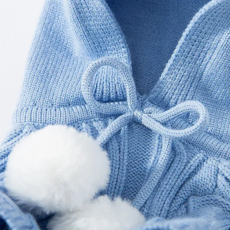 Warm Cat Clothes - Winter Pet Clothing for Cats, Fashionable Outfits and Coats, Soft Sweater Hoodie for Spring, Pet Supplies